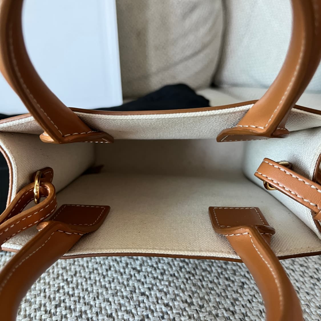 신품급 셀린느 카바스 미니 토트백 숄더백 상품이미지7