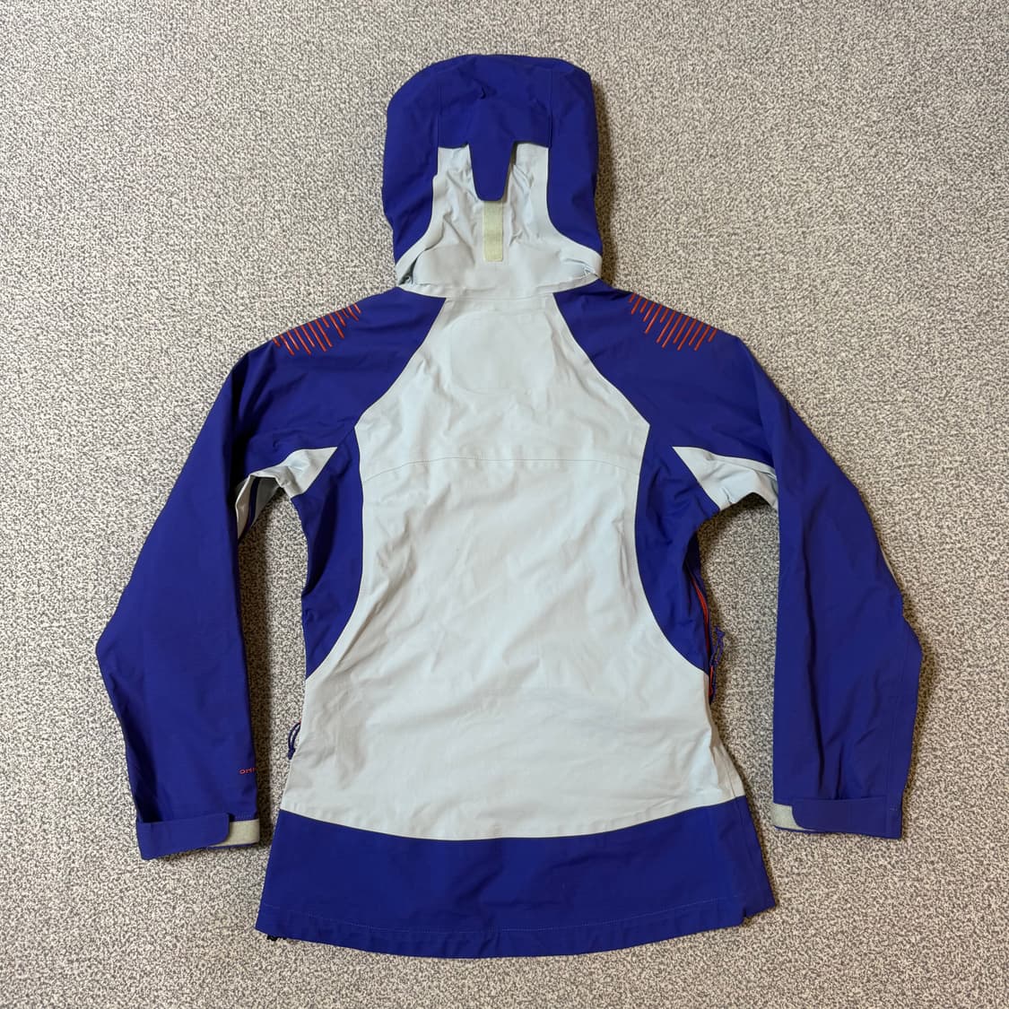 컬럼비아 옴니 드라이 고어텍스 바람막이 여성용 상품이미지3