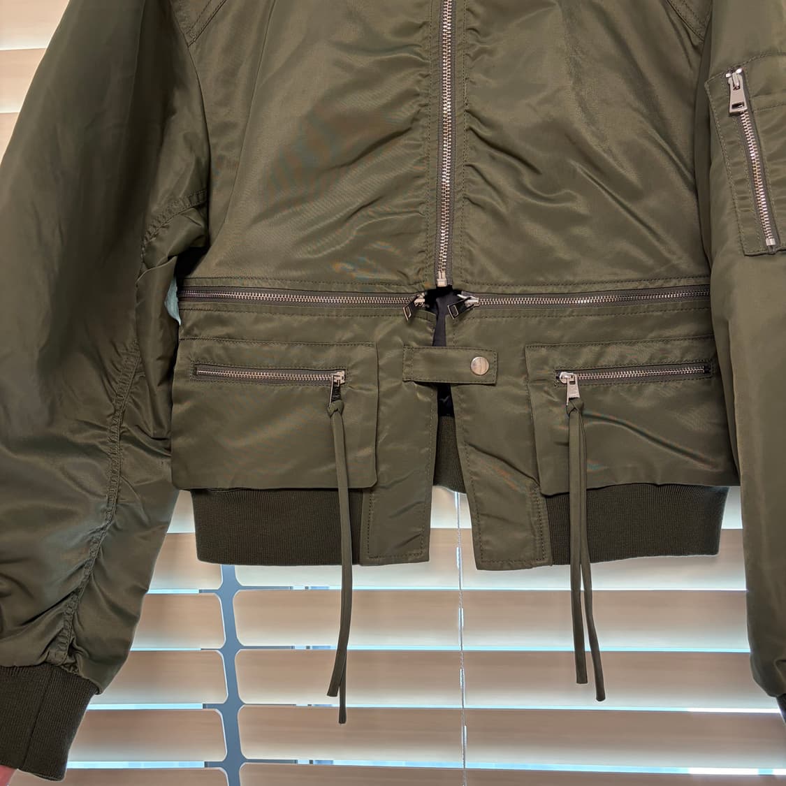 LCDC TM 엘씨디씨 티엠 디테쳐블 포켓 봄버 블루종 카키  OS 상품이미지7