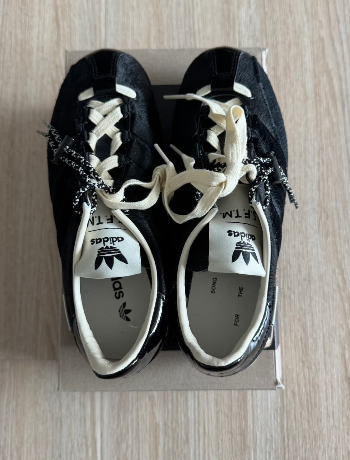 아디다스 송포더뮤트 컨트리 OG 코어 블랙 215 상품이미지3