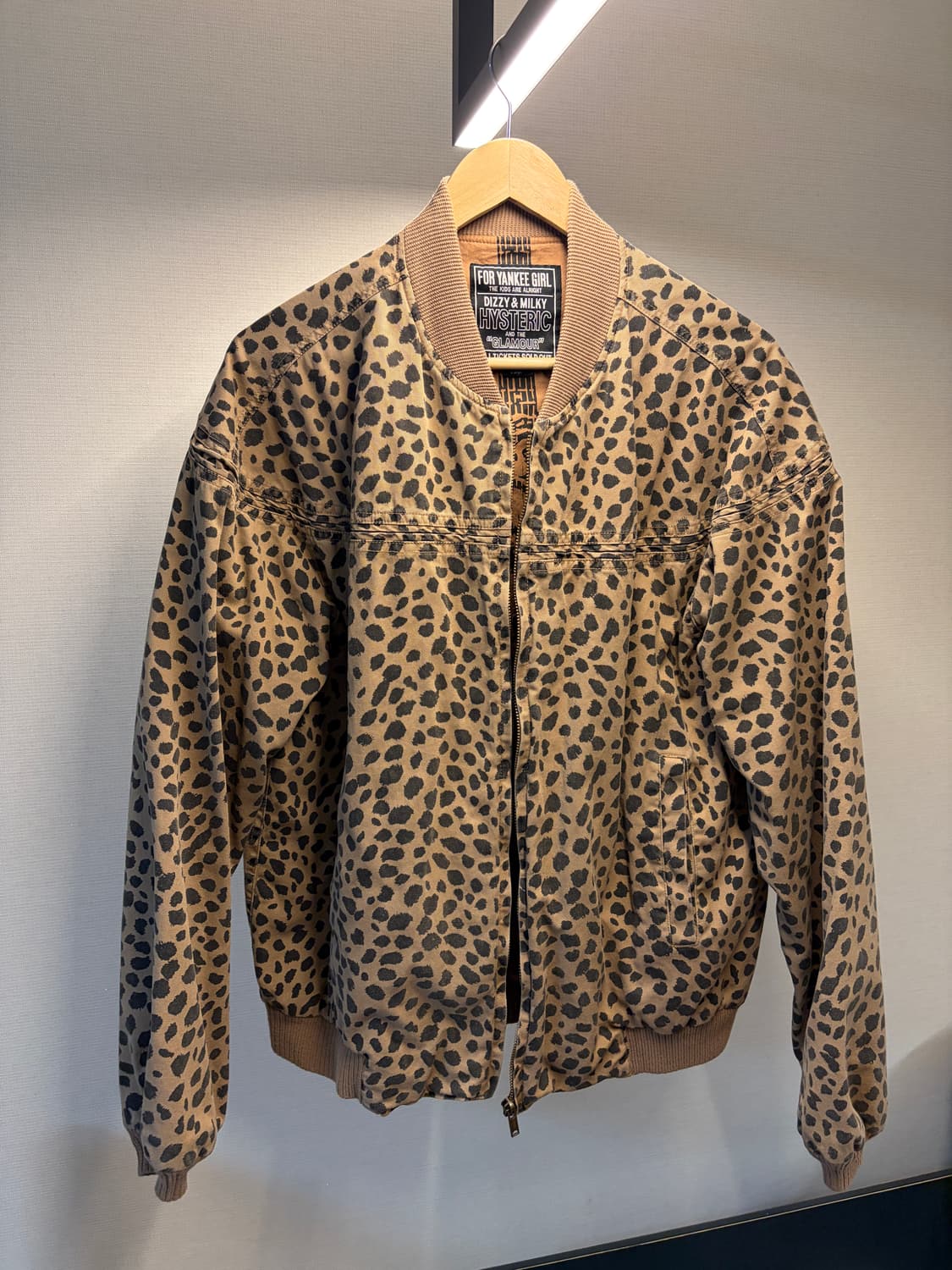 히스테릭 글래머 22aw 레오파드 패턴 블루종 상품이미지1