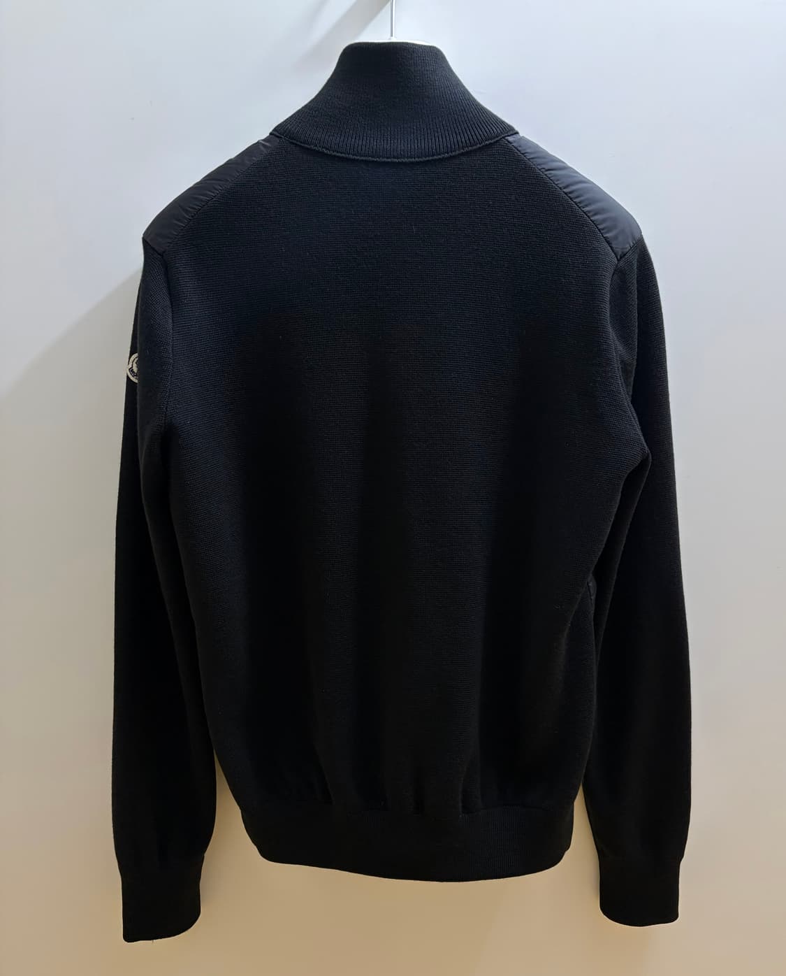 몽클레어 정품 김현우 니트패딩 상품이미지3