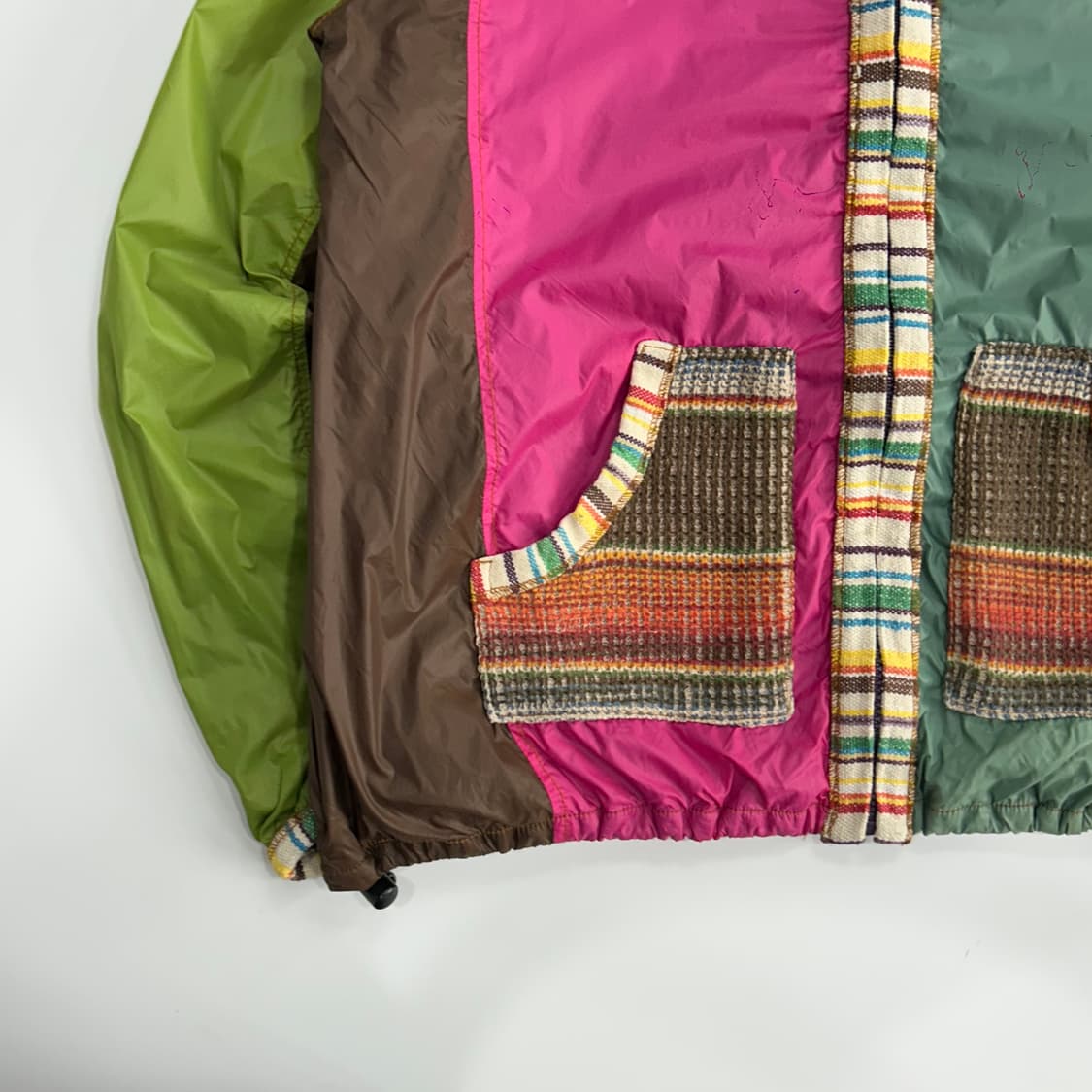 Antiballistic 배색 패턴 바람막이 자켓 상품이미지6