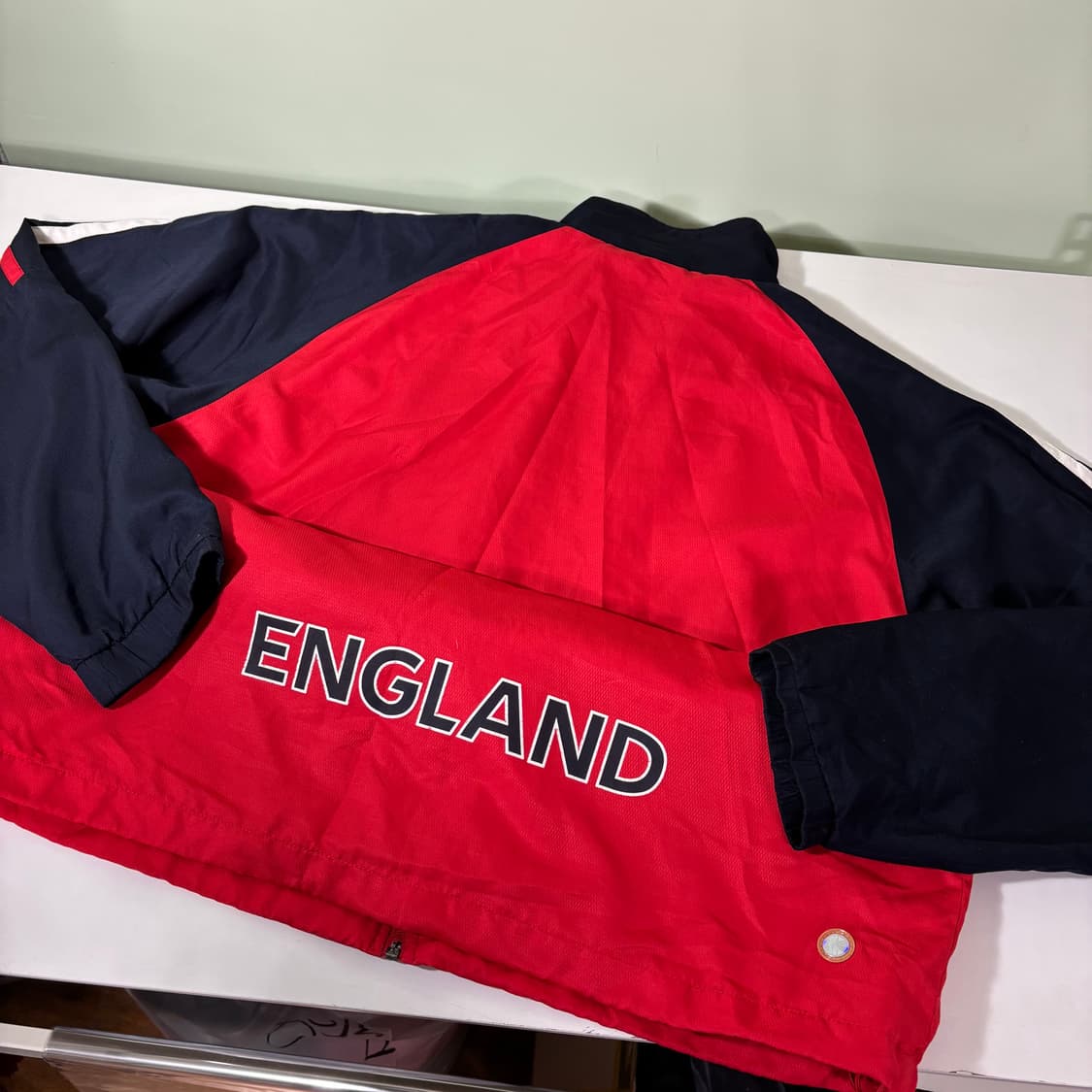 105 엄브로 레드 잉글랜드 바람막이자켓 상품이미지3
