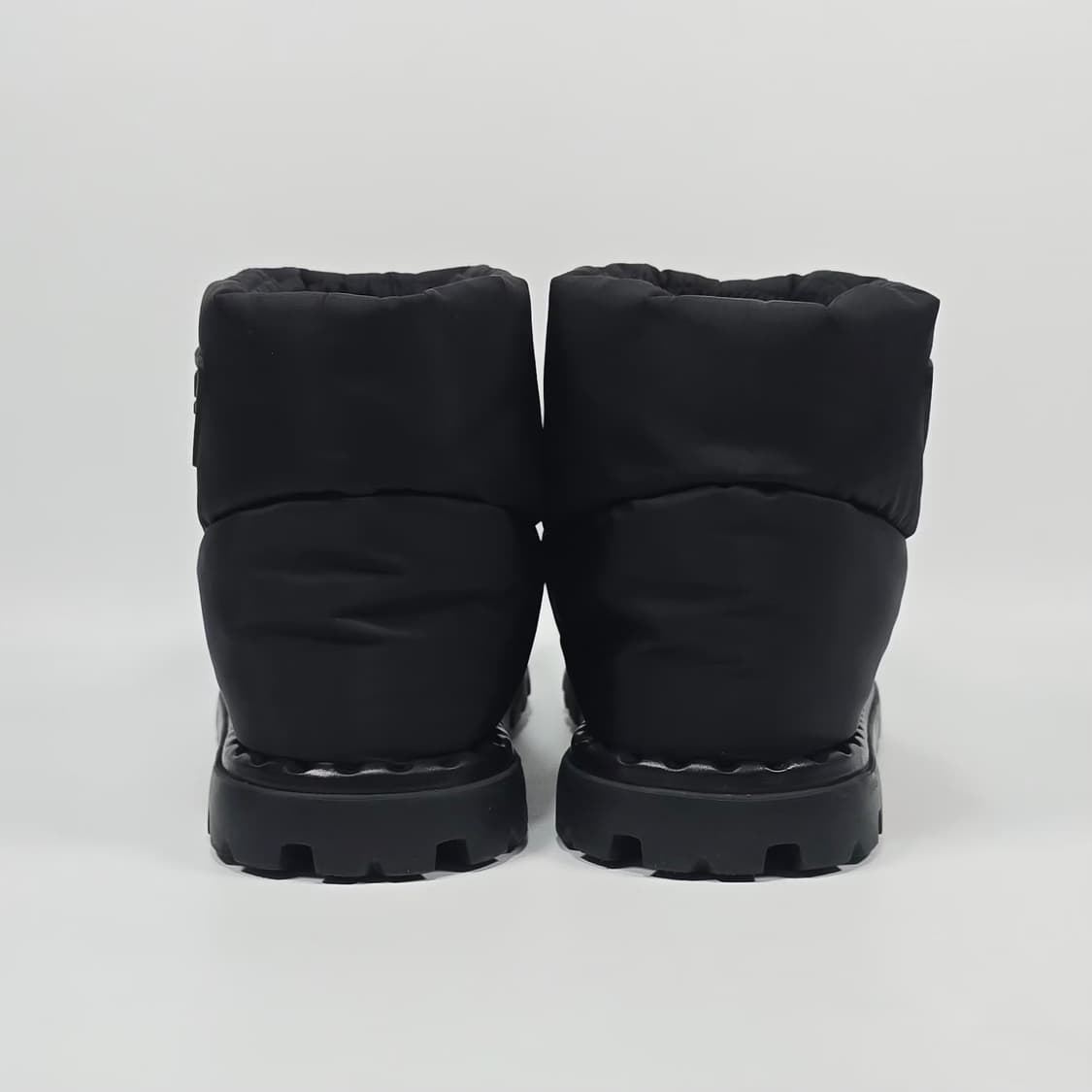 프라다 삼각로고 나일론 부티 부츠  ( 230 ) 상품이미지3