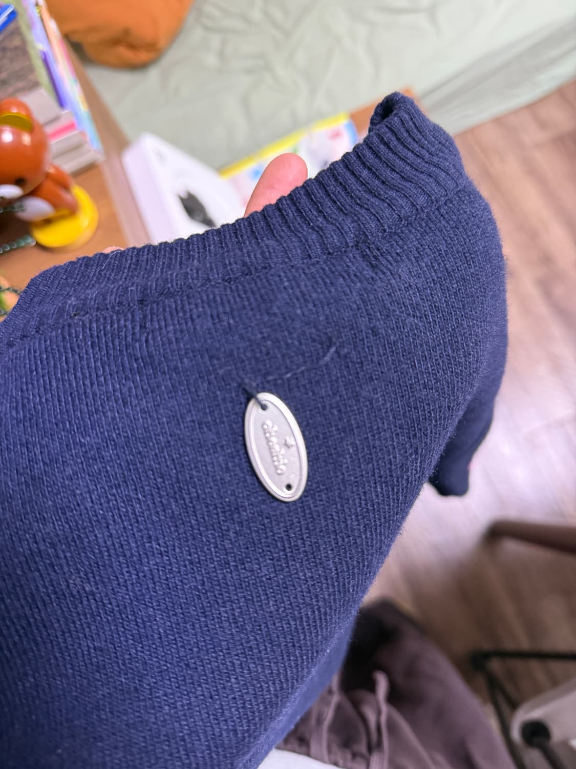 오헤시오 CASHMERE DOT KNIT, NAVY PINK 상품이미지4