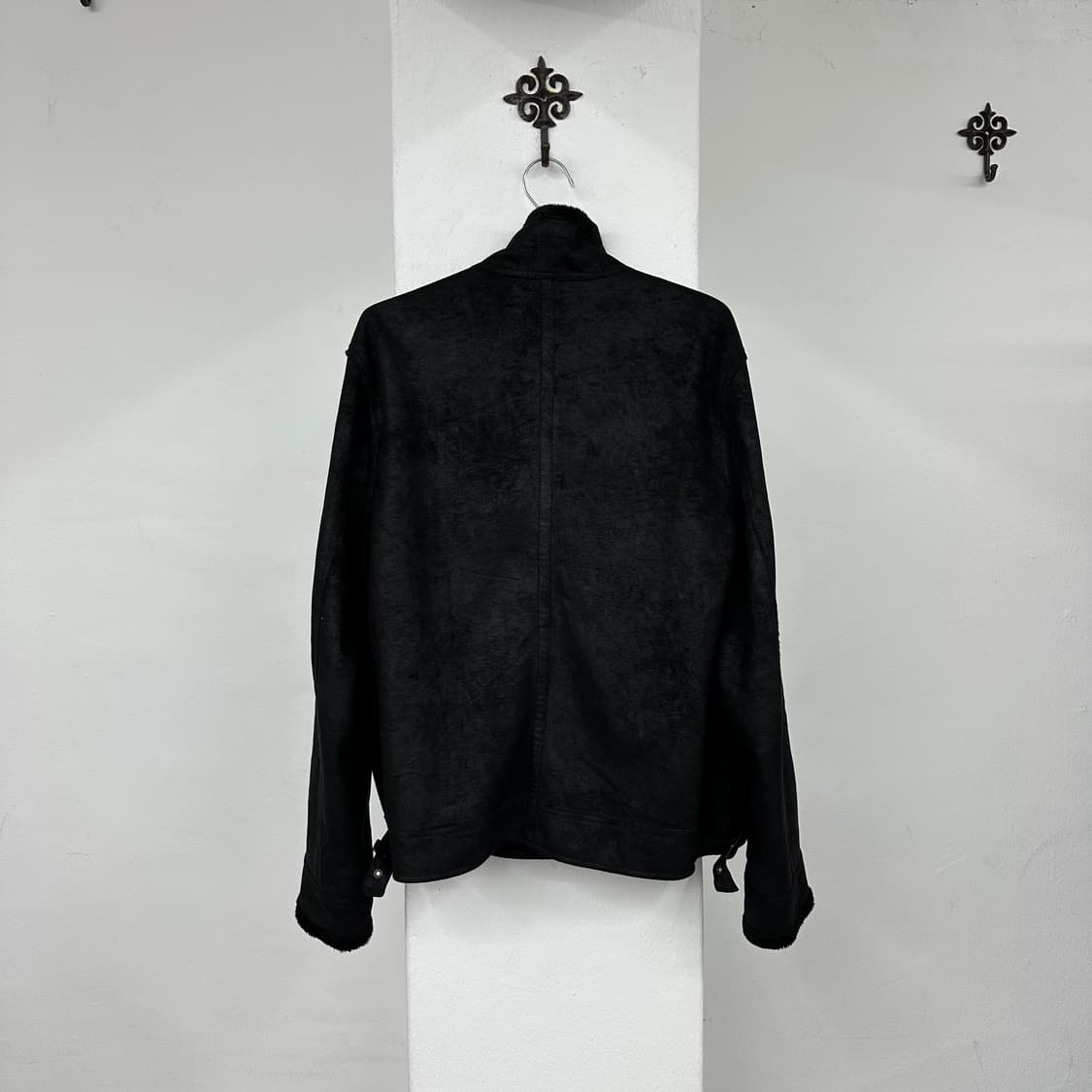black waxed mouton jacket 상품이미지5