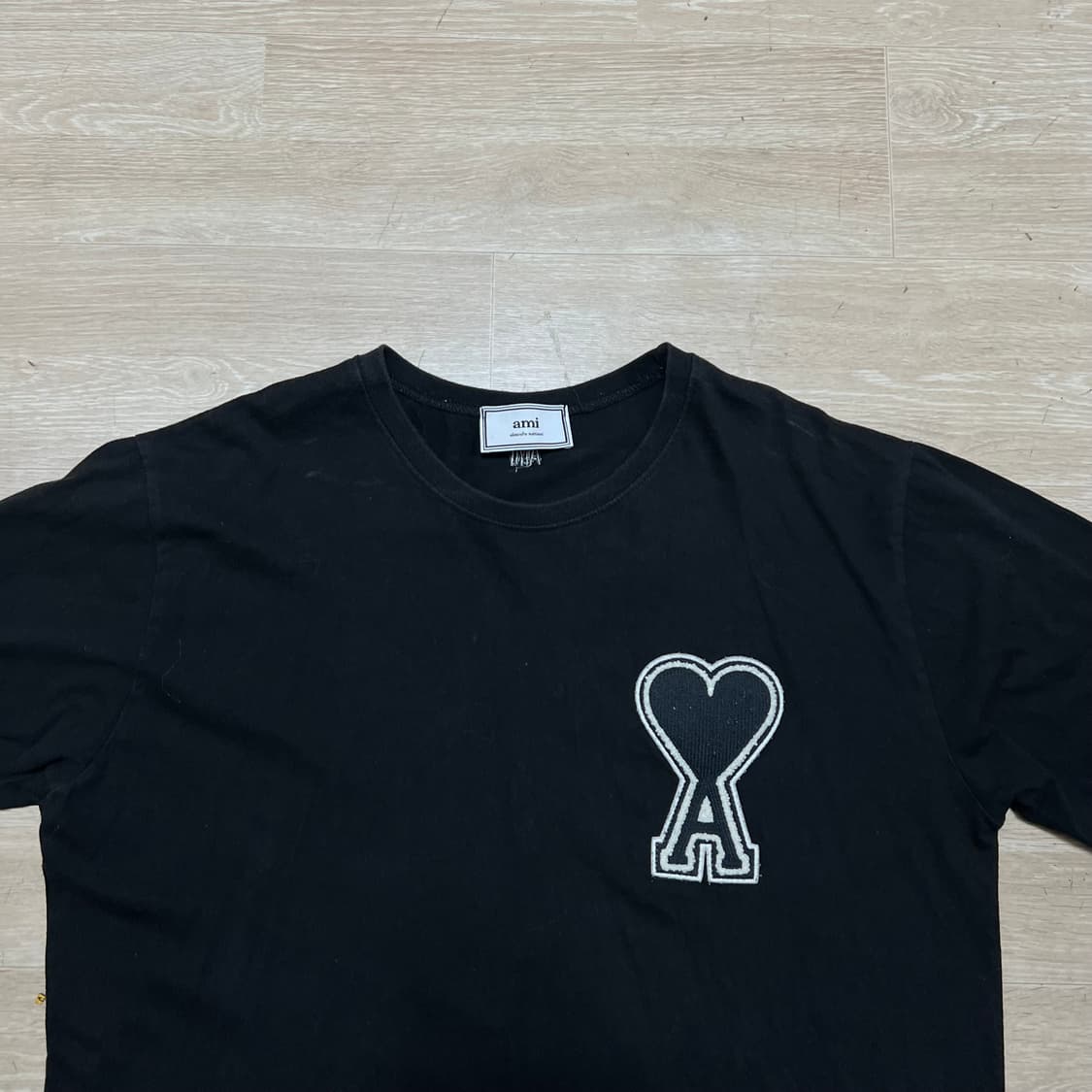 아미 블랙 하트 자수로고 반팔티 [블랙] L/100 상품이미지2