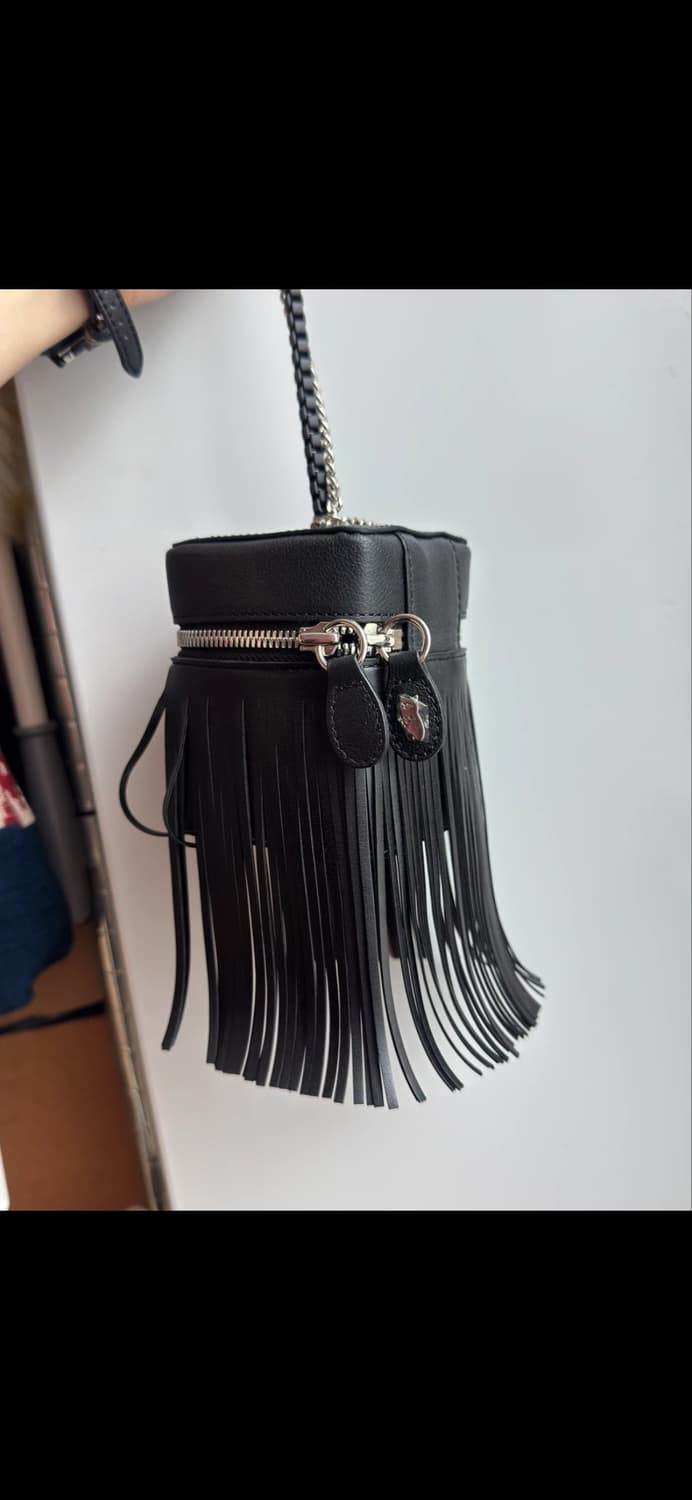 럭키슈에뜨 블랙 테슬 미니체인백 상품이미지2