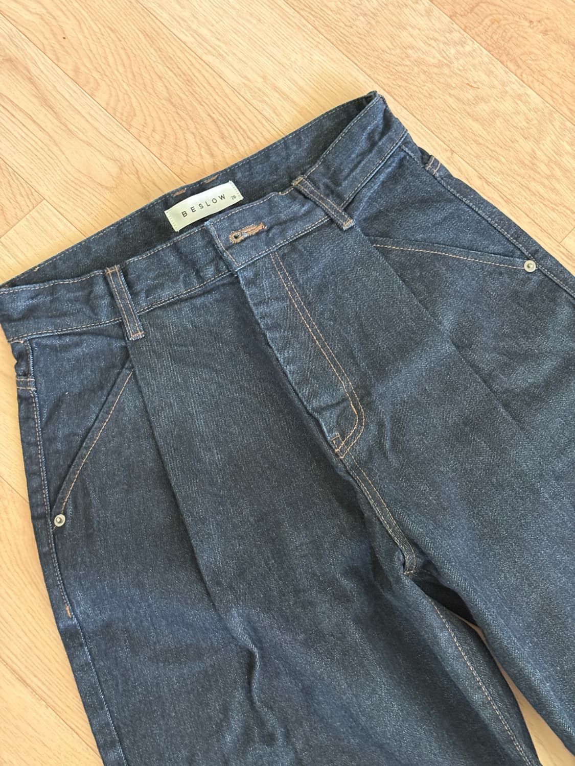 비슬로우 콘밀 딥 원턱 진 인디고 상품이미지4