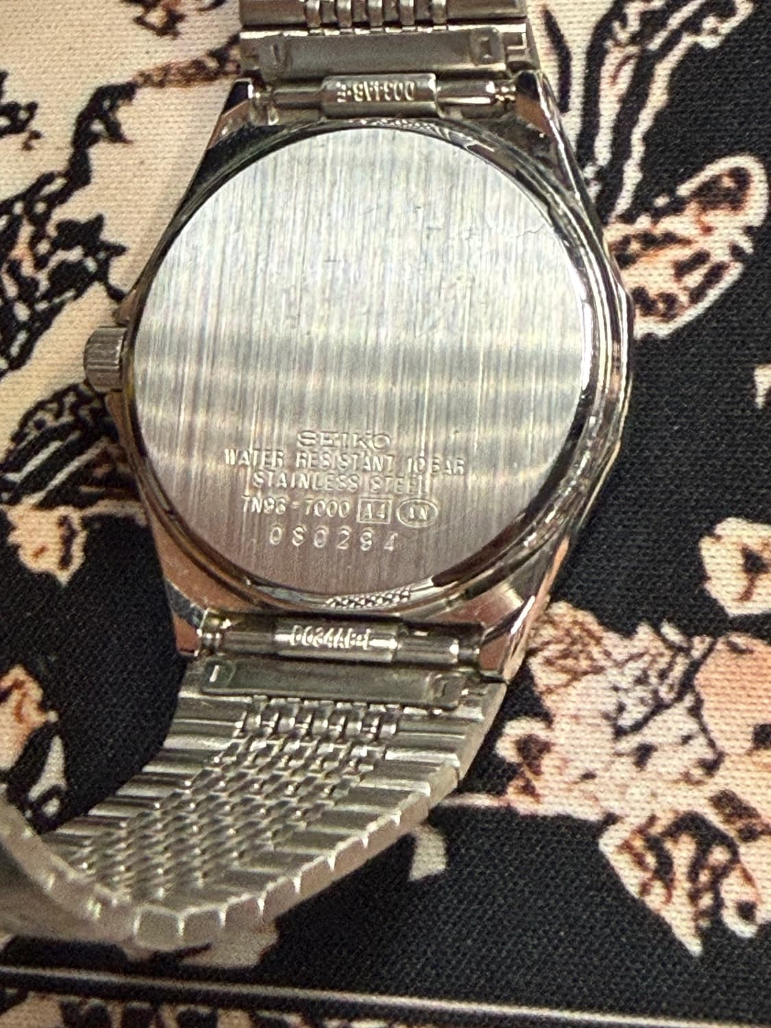 SEIKO 빈티지 쿼츠 시계 상품이미지4