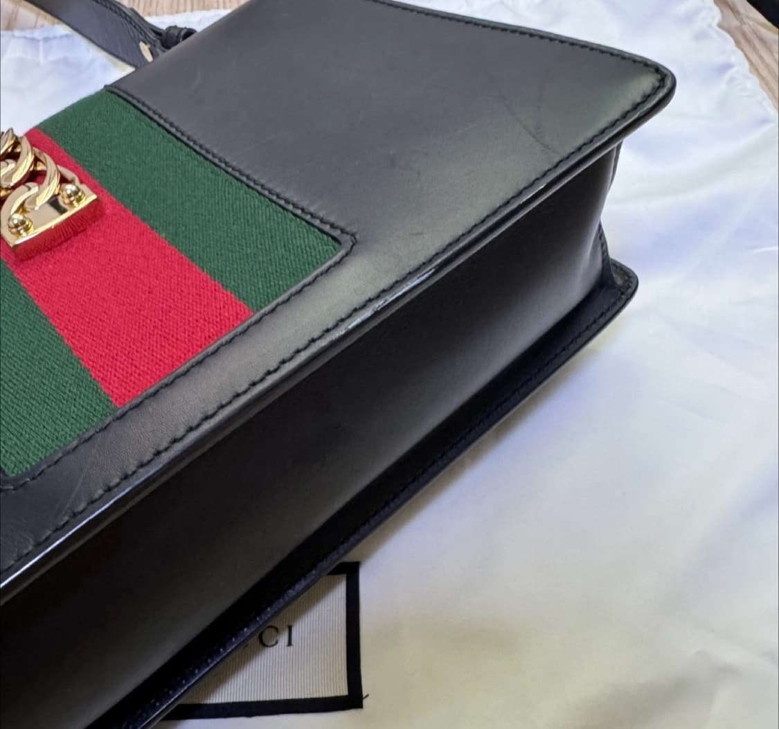 정품 구찌 실비 숄더백 (블랙) 상품이미지9