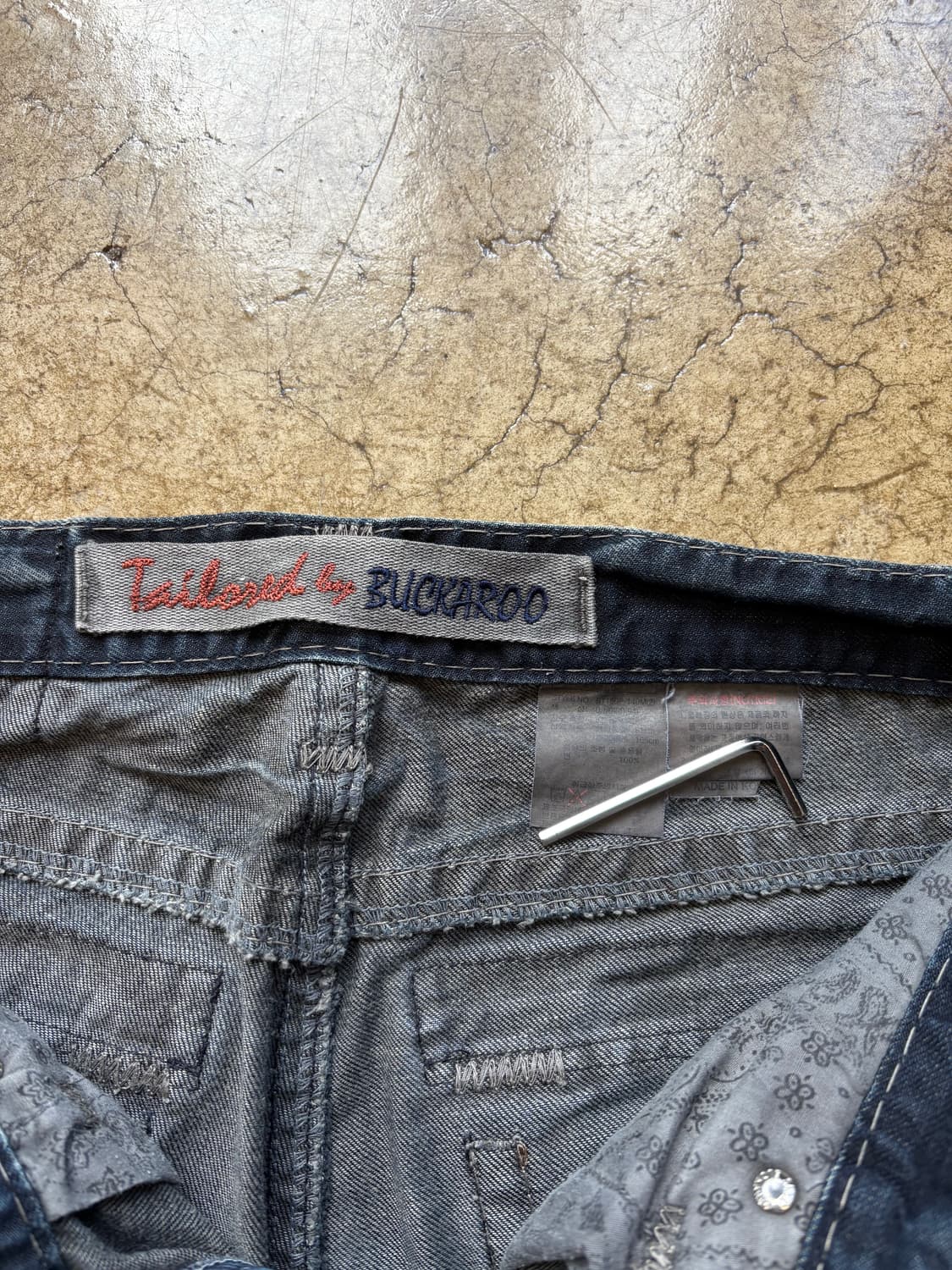 버커루 데미지 디테일 워싱 데님 팬츠 상품이미지5