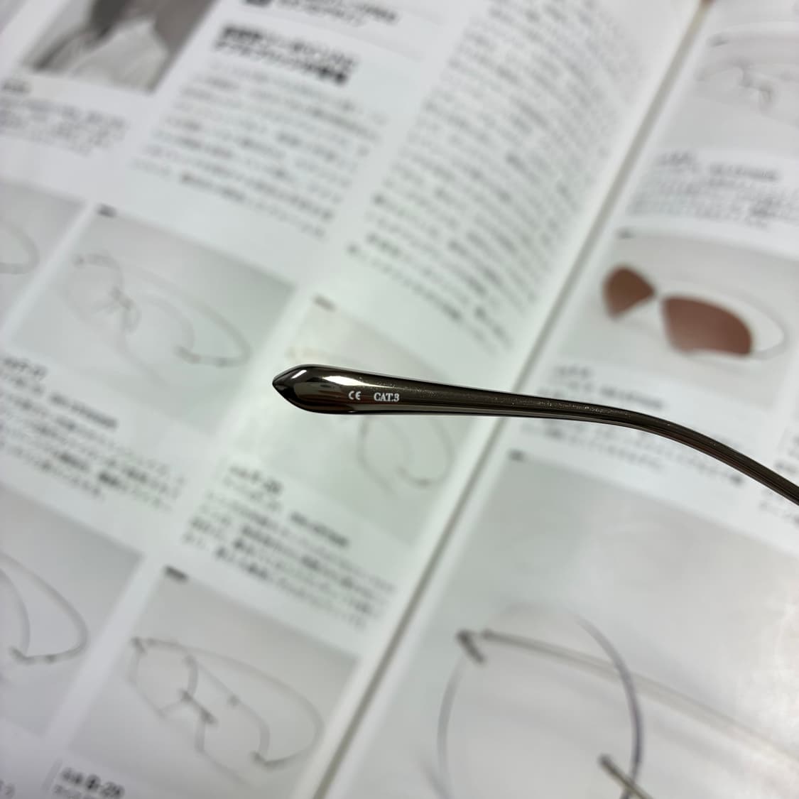 LINDA FARROW 린다패로우 투브릿지 실버 티타늄 일본 제작 안경 상품이미지7