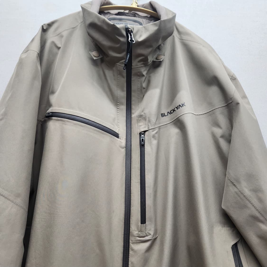 블랙야크 고어텍스 로고 바람막이 스트링 자켓 110(XL) 상품이미지2