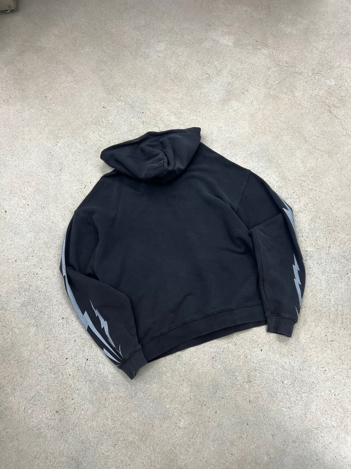 R13 알써틴 오버사이즈 스컬 볼트 후드티셔츠 상품이미지5