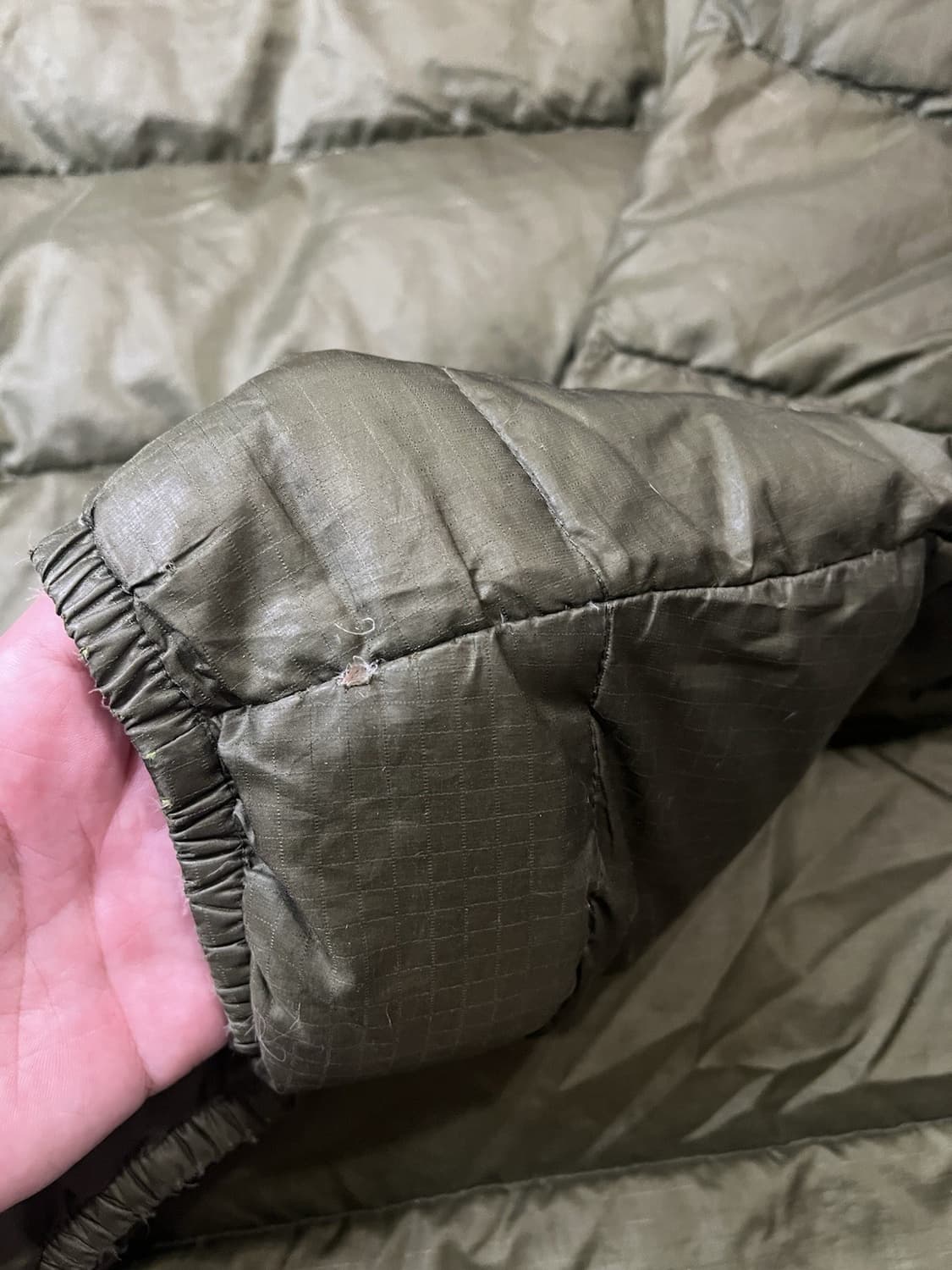 파타고니아 비비 다운 자켓 올리브 상품이미지8