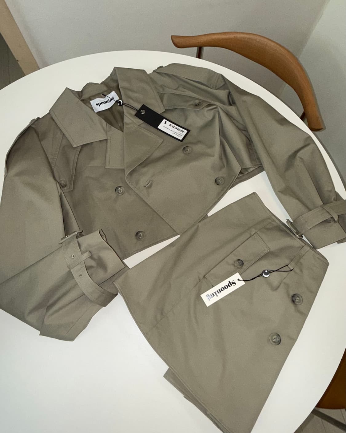 글로니 스푸닝 트렌치 자켓 스커트 셋업 새상품 상품이미지3