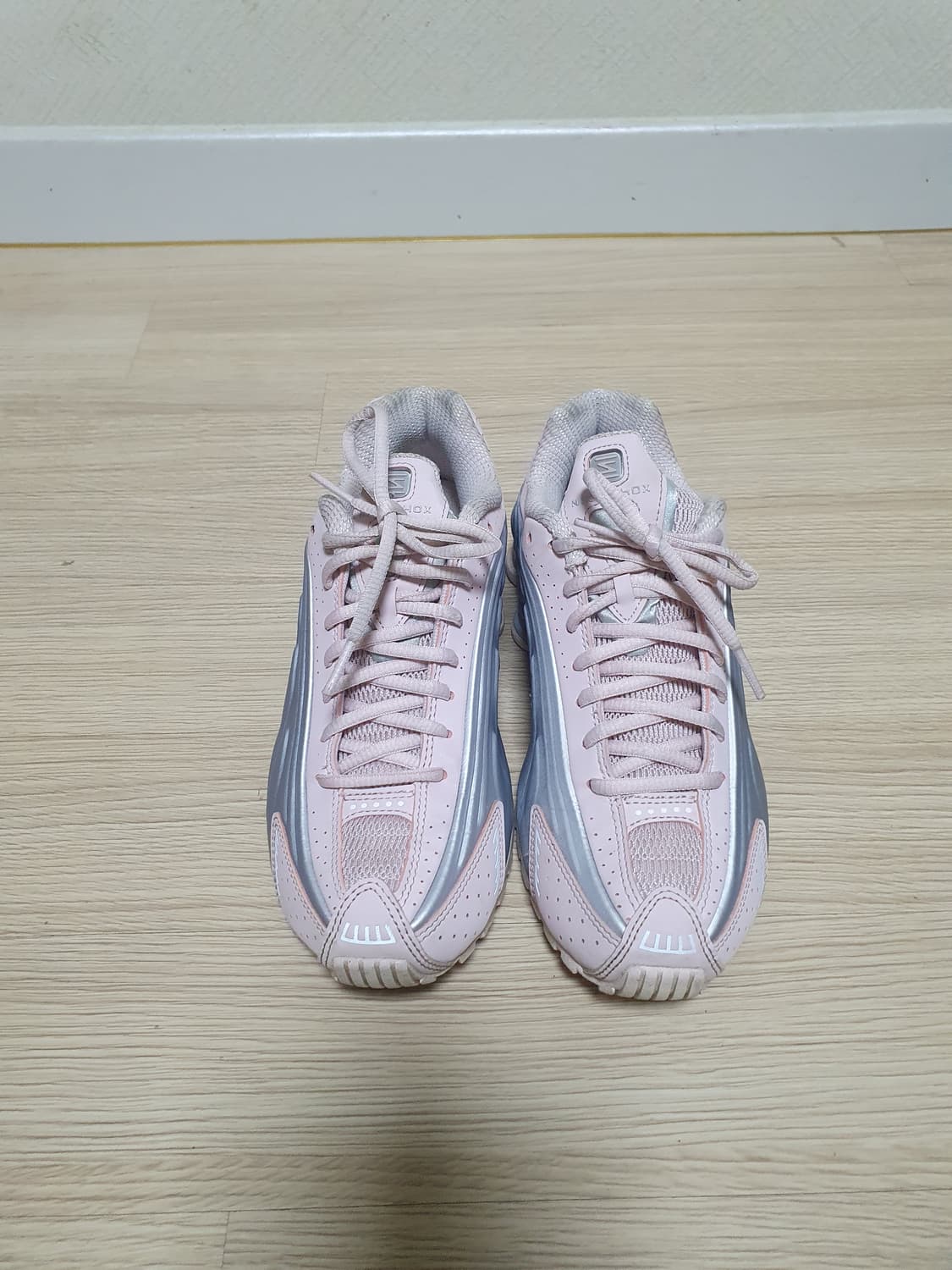 나이키 샥즈 R4 로즈 메탈릭 운동화 230 상품이미지3