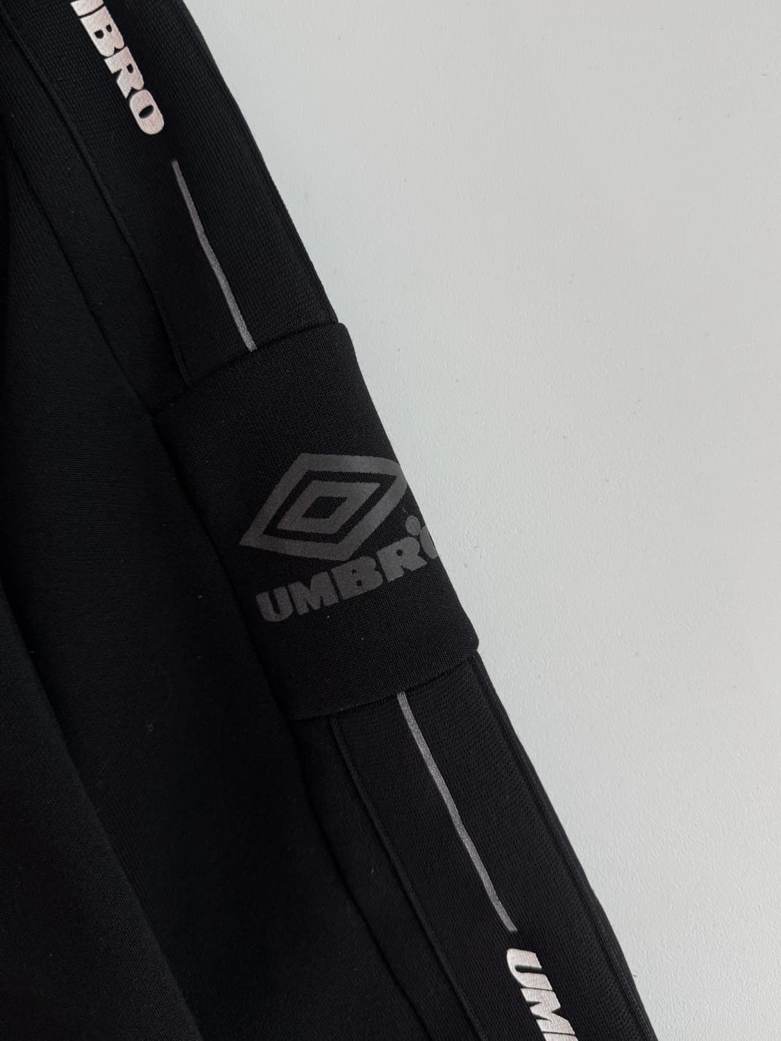 엄브로 져지 상품이미지4