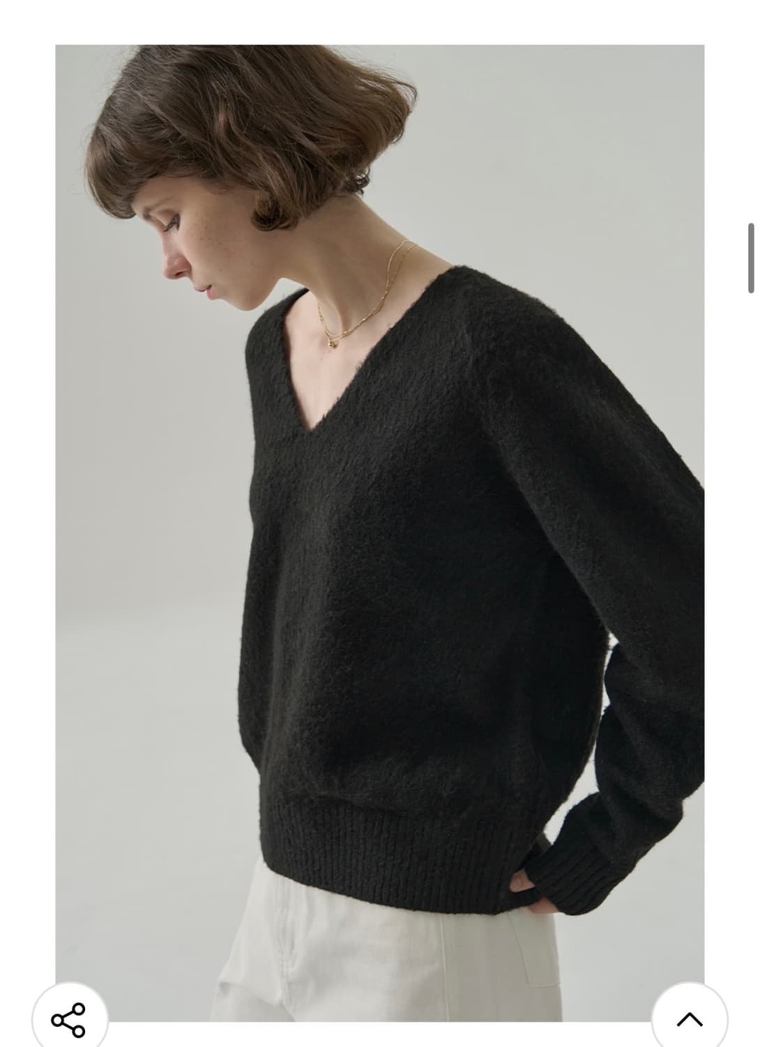 (새상품)(S) 드로우핏 우먼 헤어리 울 브이넥 풀오버 니트 BLACK 상품이미지3