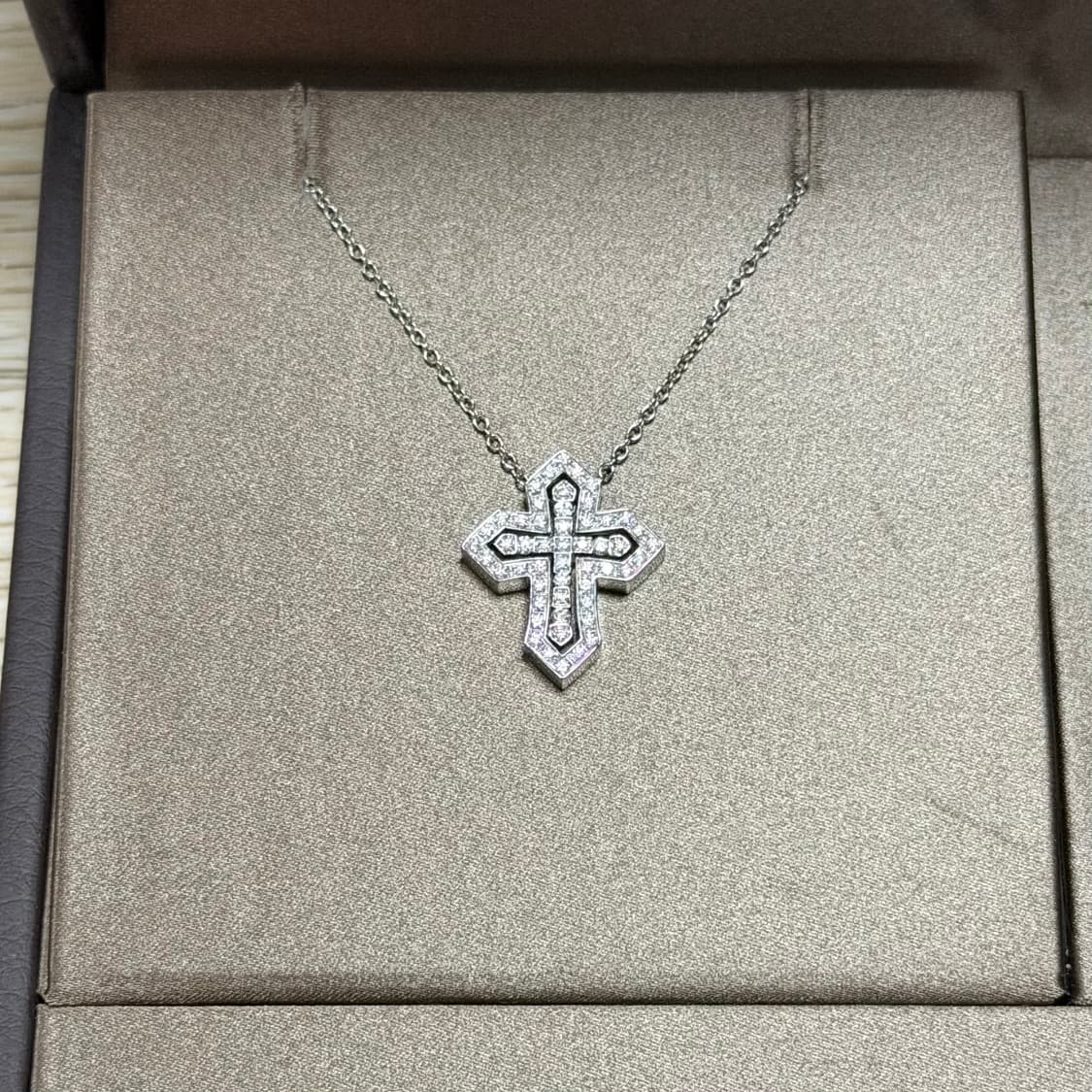 [S+급/스몰] 다미아니 벨에포크 크라운 화이트 실버 18k 목걸이 상품이미지2