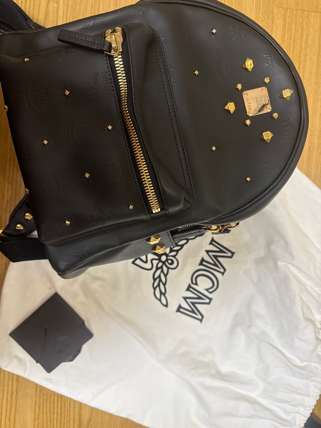 MCM 스타크 백팩 상품이미지1