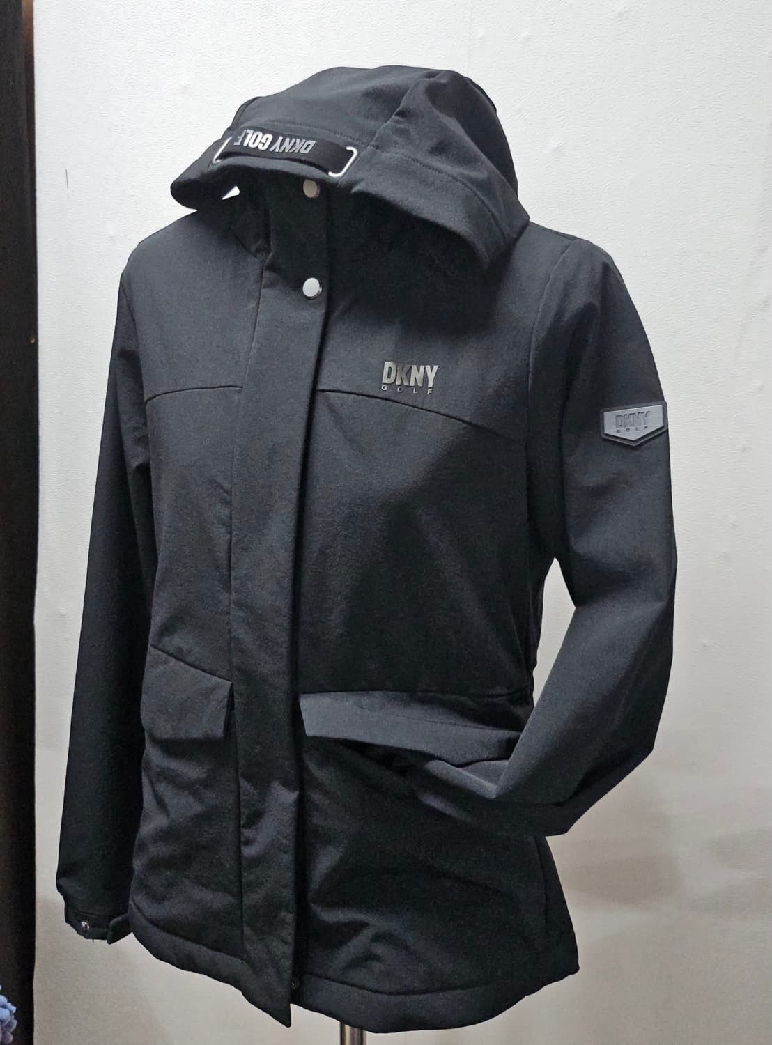 DKNY 골프 여성 블랙 후드 바람막이 점퍼  S 상품이미지1