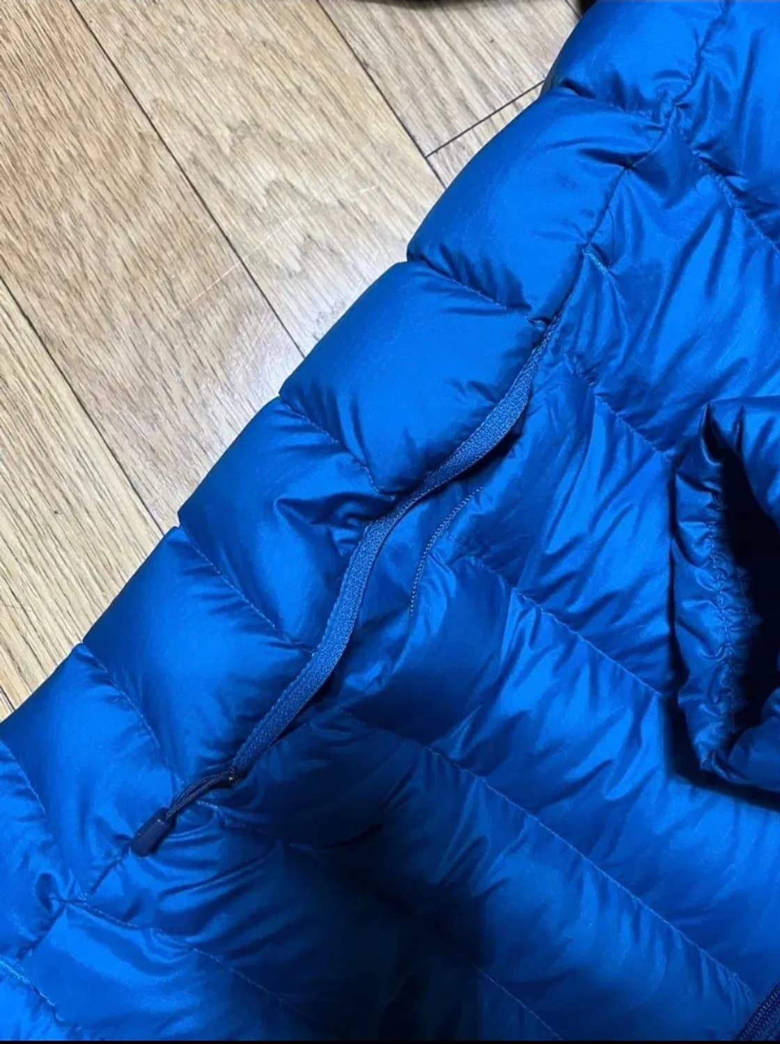 파타고니아 다운 스웨터 후디 후드 경량 패딩 맨xs 우먼s 등산 클라이밍 상품이미지4