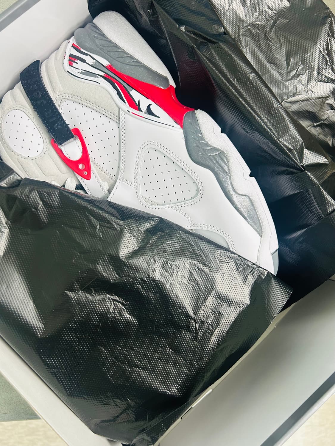 [255]  조던8 벅스바니 상품이미지3