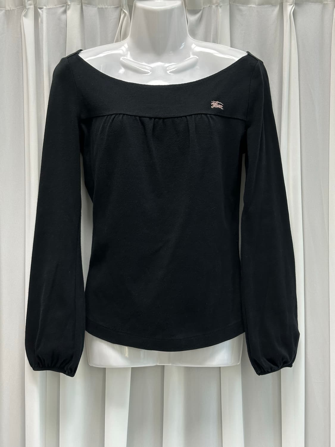 버버리 블루라벨 셔링 블랙 긴팔 티셔츠 상품이미지1