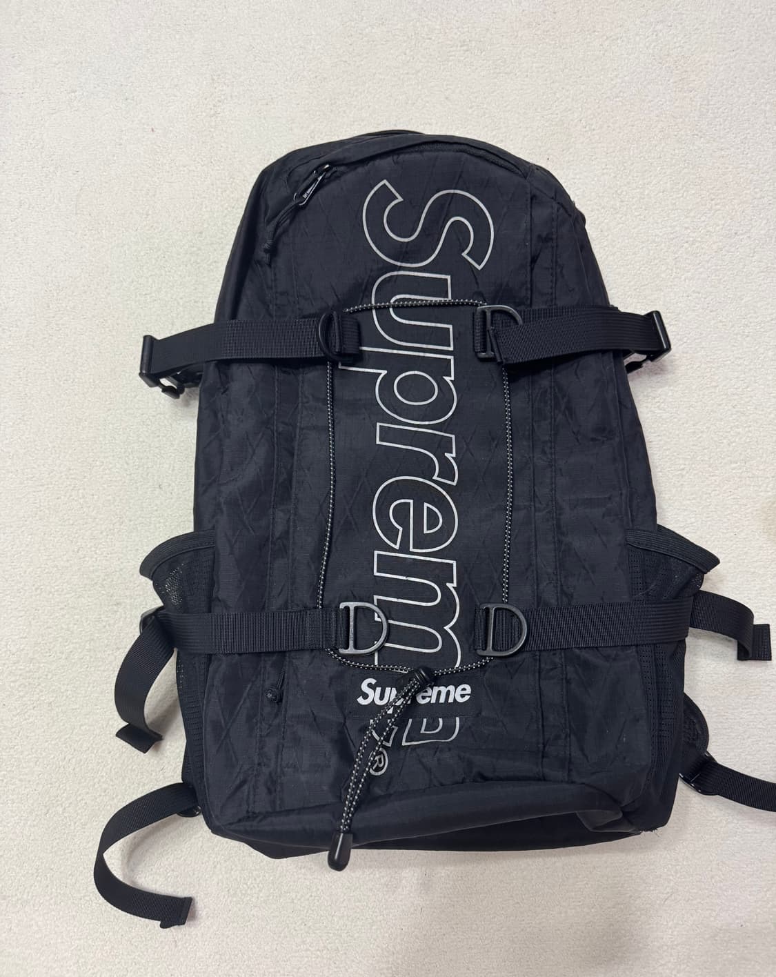슈프림 백팩 블랙 18FW 상품이미지1