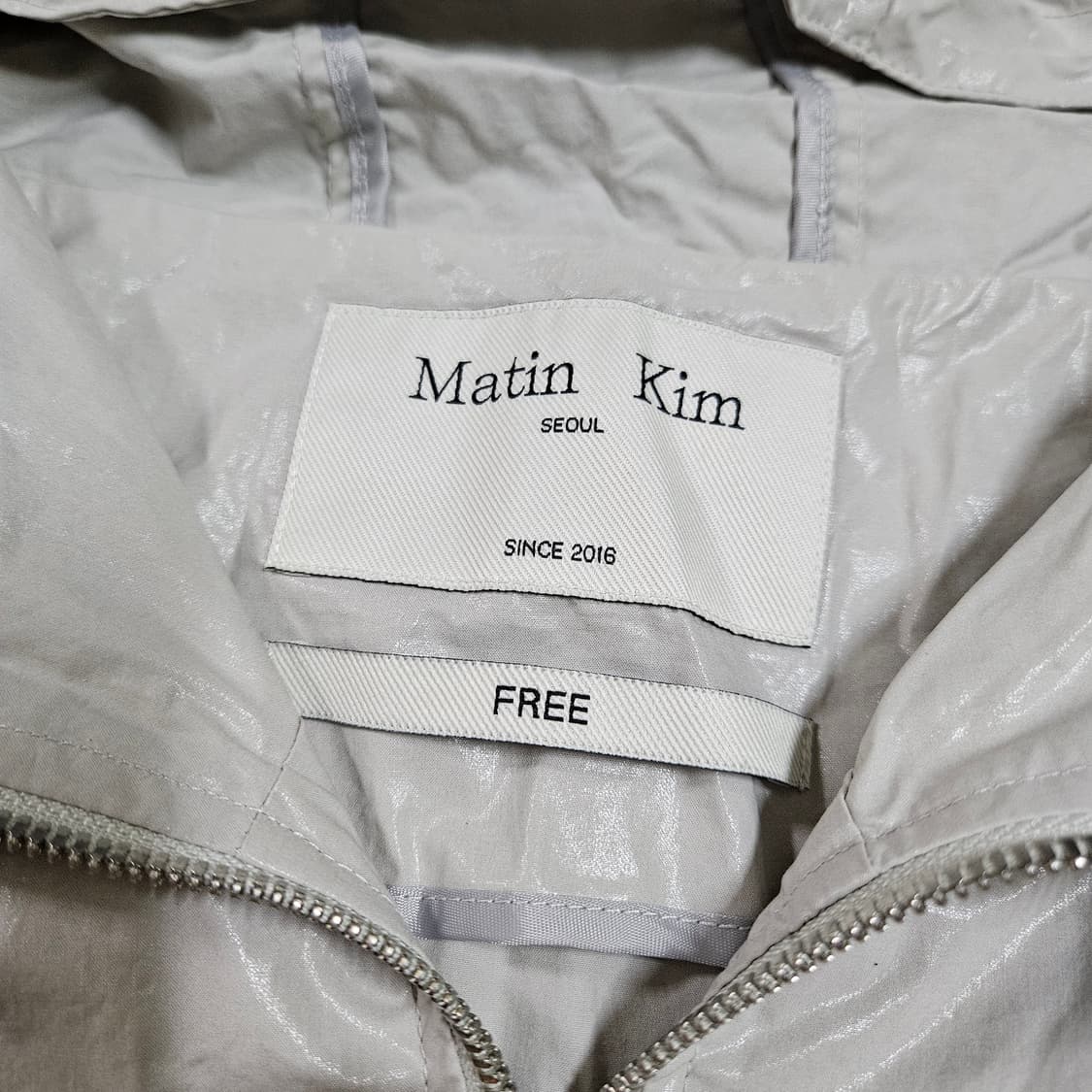 마뗑 킴 여성 크롭 바람막이 자켓 상품이미지3