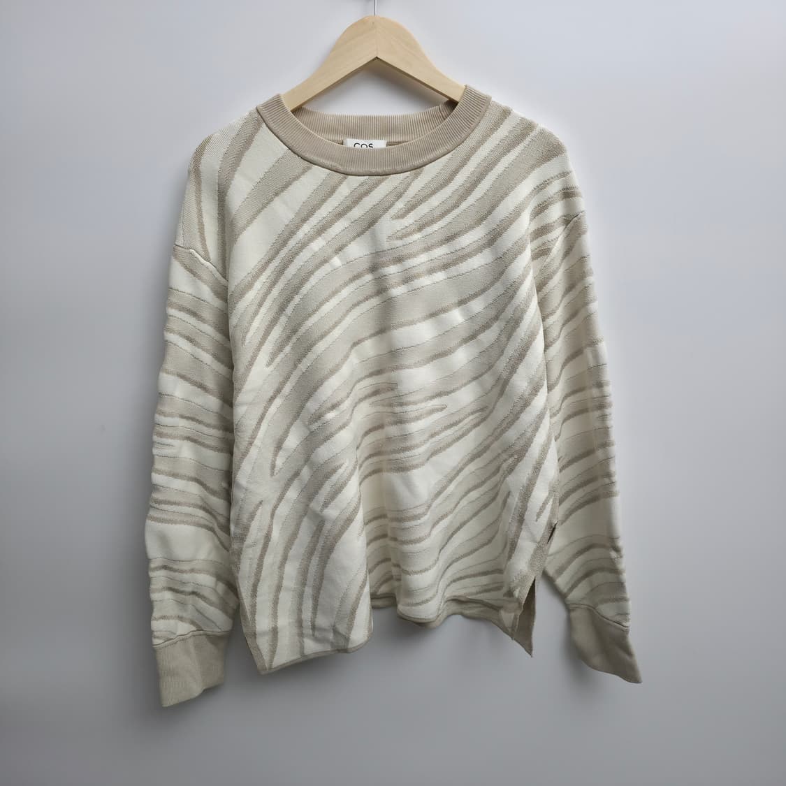 [L] COS 코스 지브라 패턴 니트 스웨터 상품이미지1