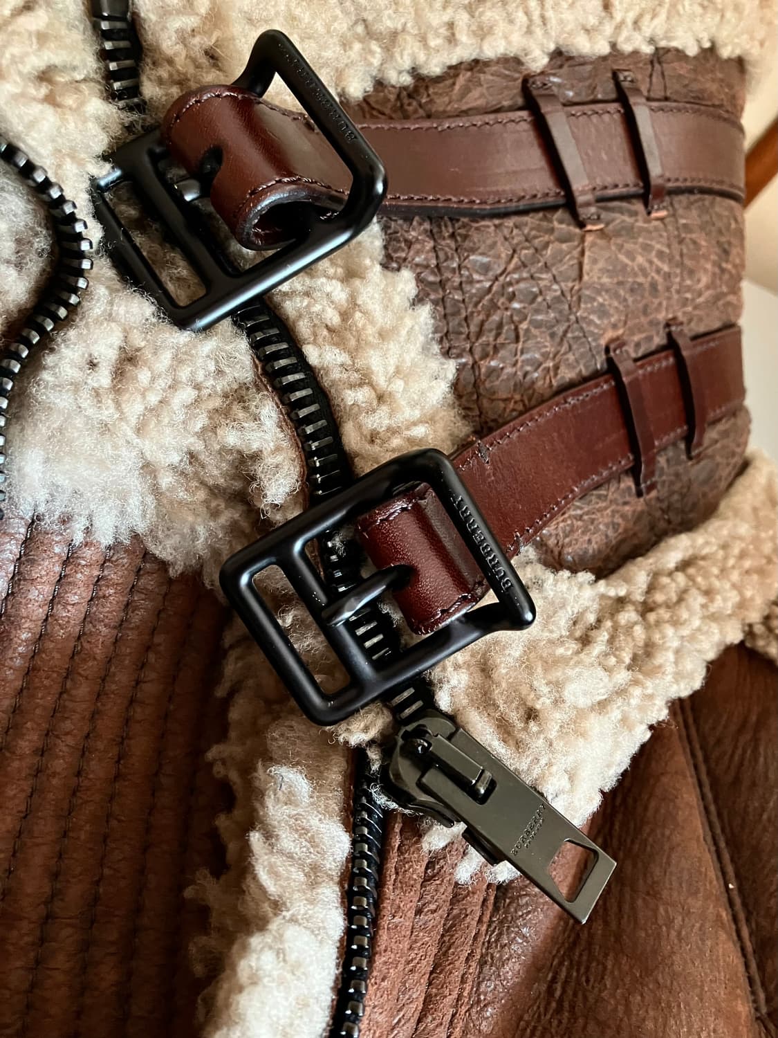 버버리 프로섬 무스탕 상품이미지10