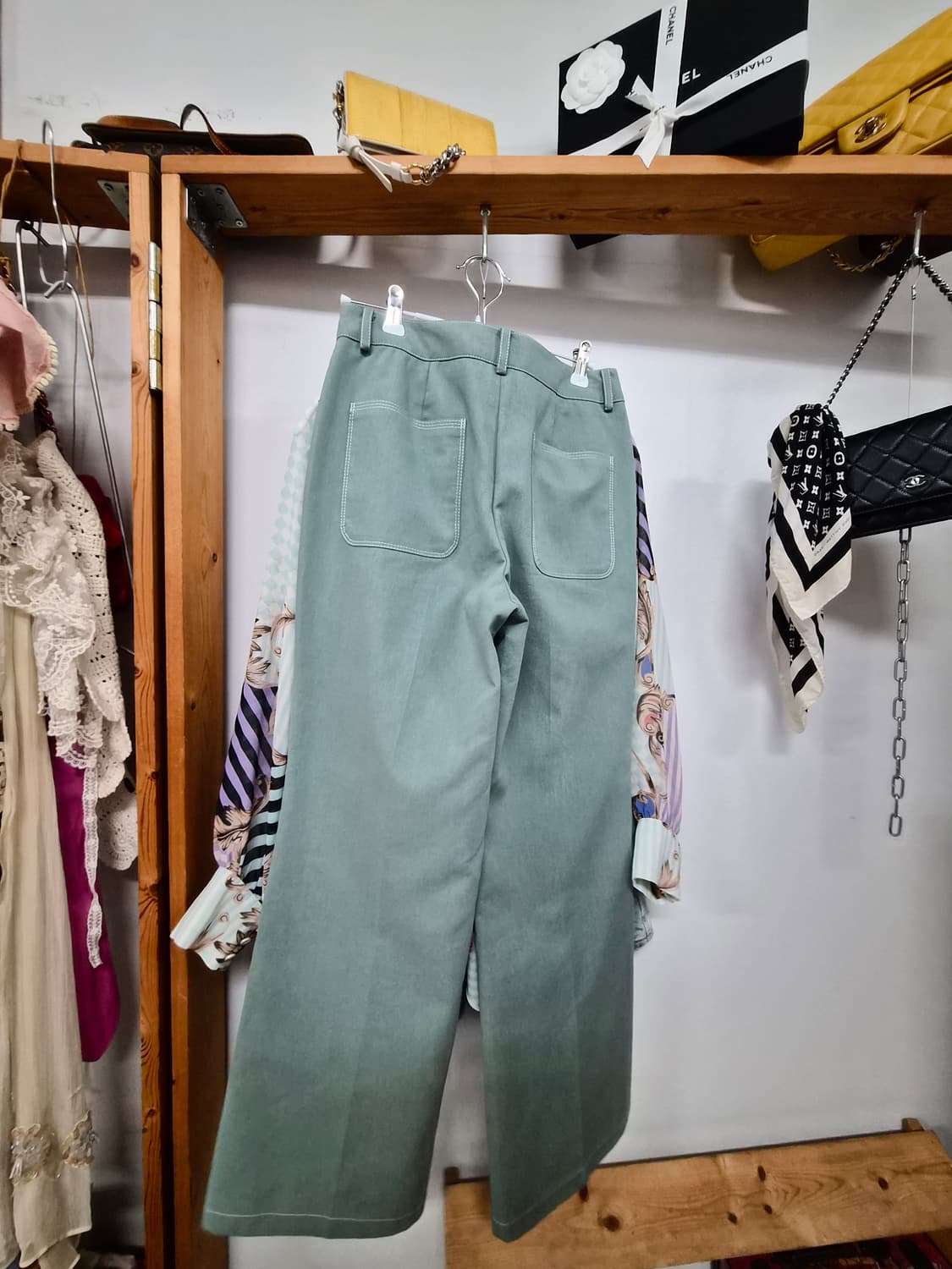 민트퍼플 블라우스. 듀엘민트 슬랙스 상품이미지8