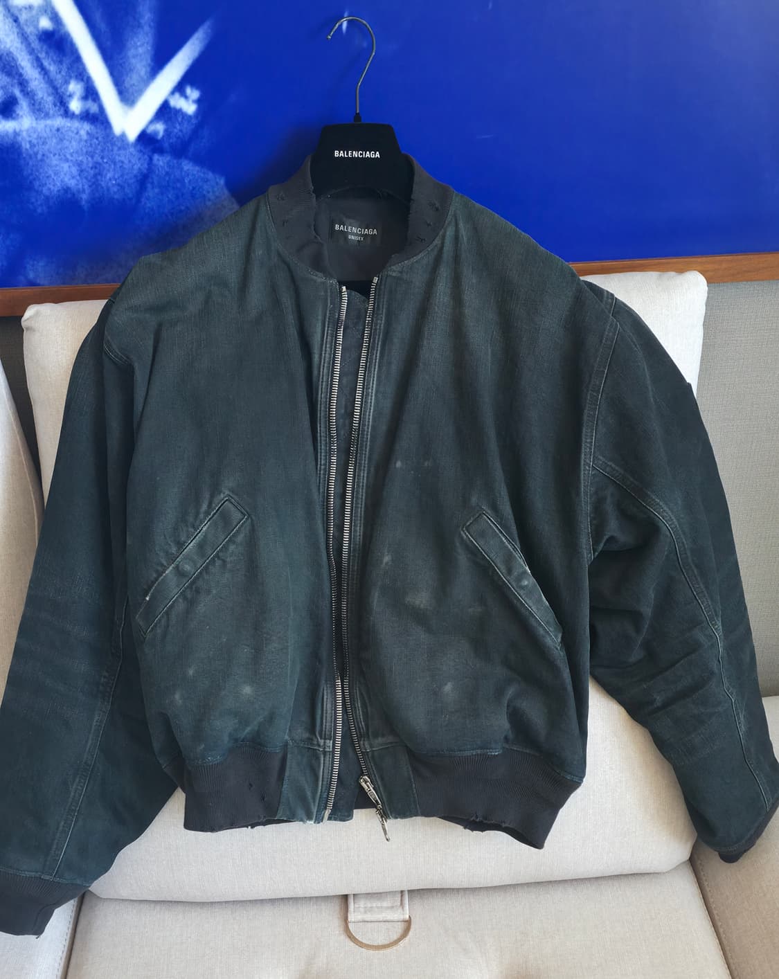 25SS 발렌시아가 데님 봄버 S사이즈 팝니다. 상품이미지2