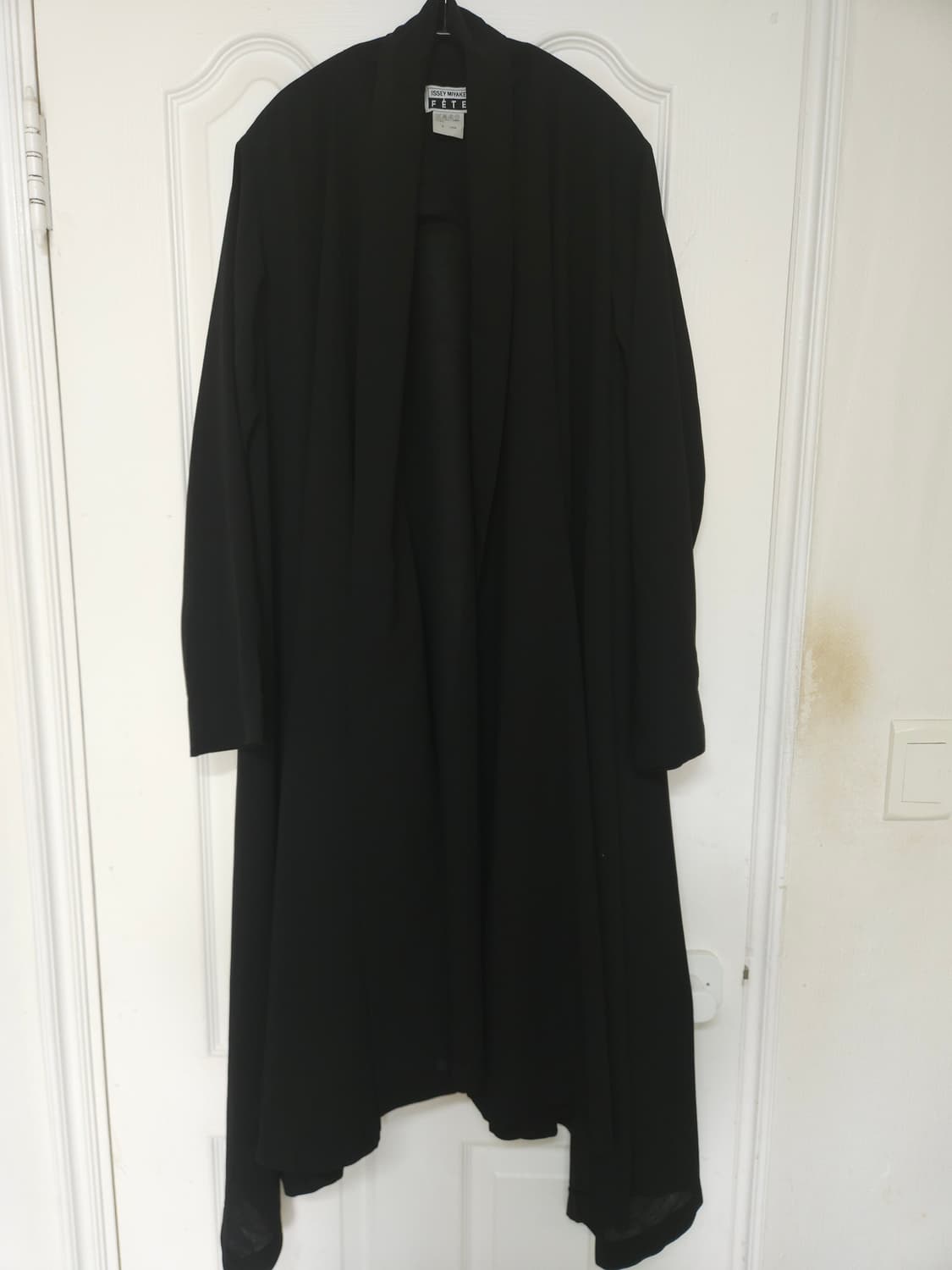 ISSEY MIYAKE  FETE 이세이 미야케 맥시 롱 가디건 블랙 상품이미지2