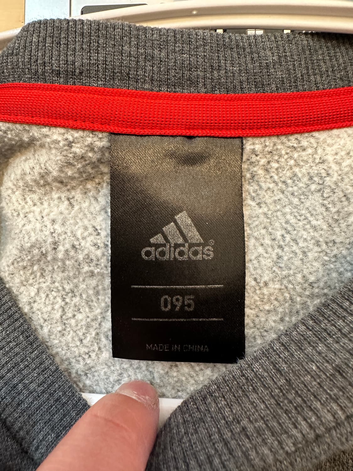 95) 아디다스 맨체스터 유나이티드 얇은 기모 맨투맨 상품이미지3