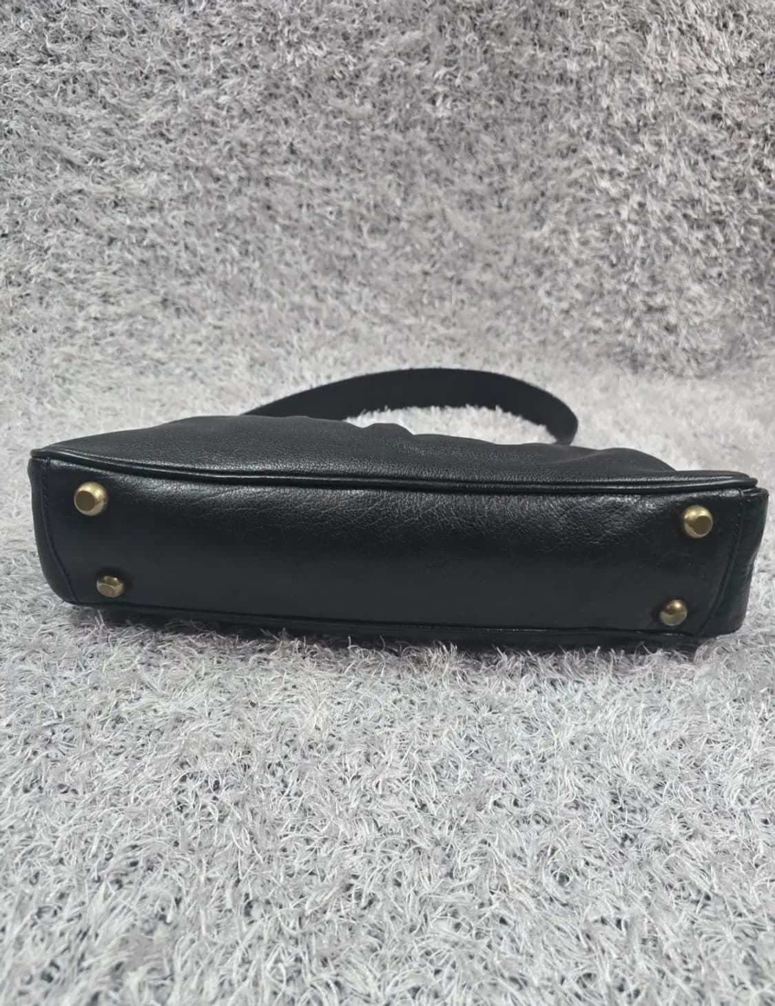 마크제이콥스 레더 숄더백 상품이미지3