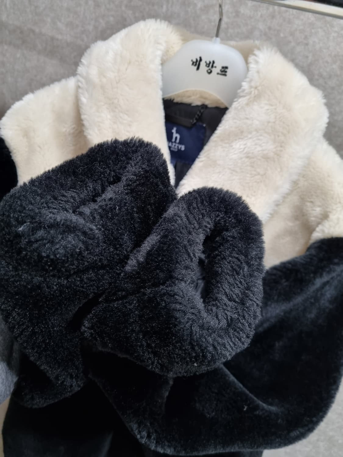 여성 90 헤지스 골프웨어 에코퍼 자켓 상품이미지3