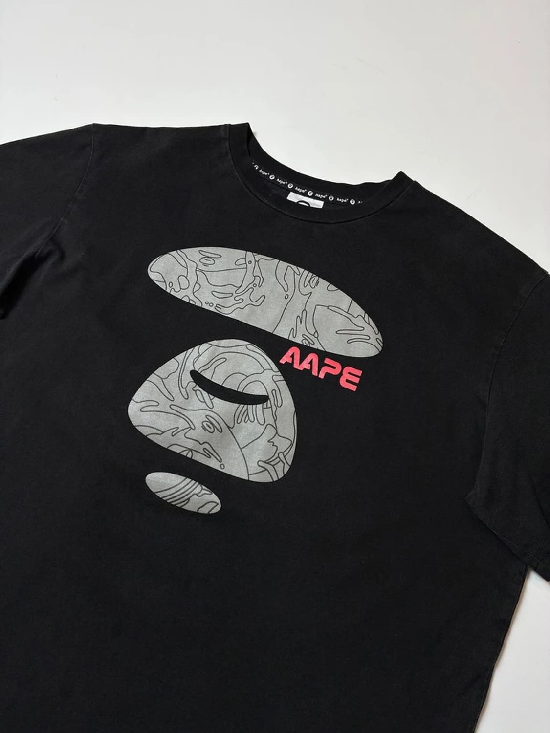 에이프 APE 시그니처 로고 반팔 티셔츠 PN8784 상품이미지2