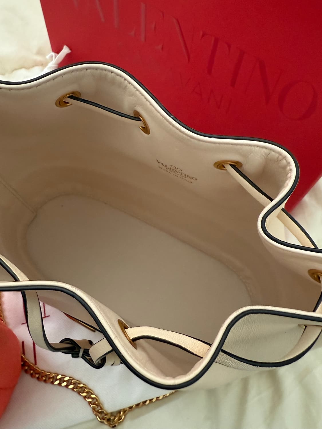 정품 발렌티노 아이보리 버킷백 상품이미지7