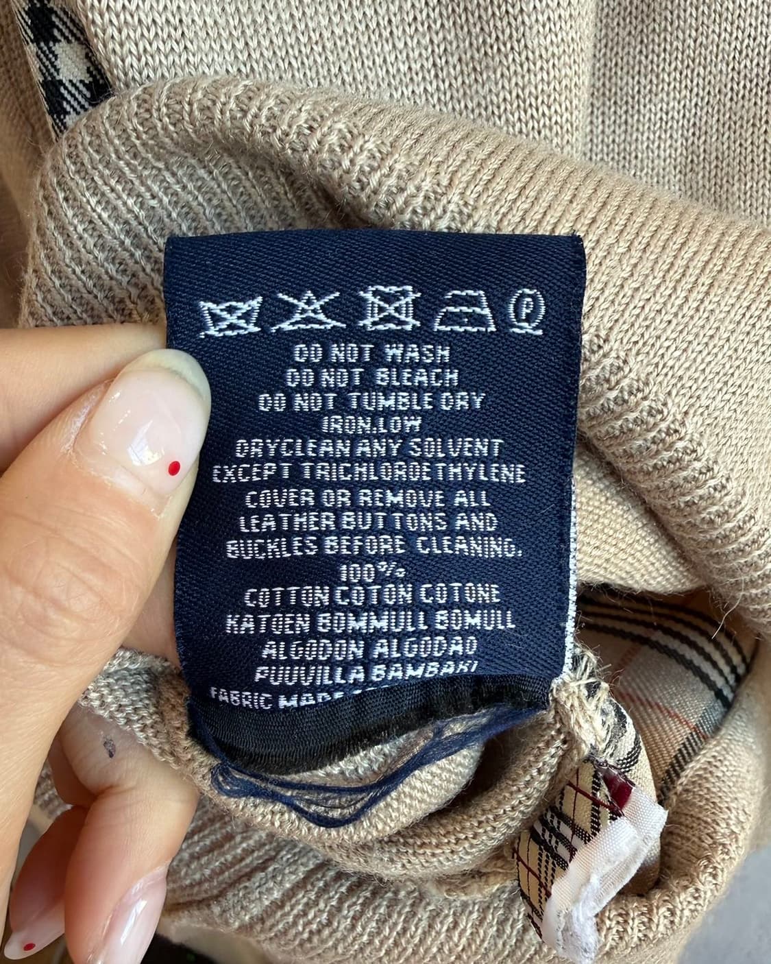 버버리 베이지 노바체크 가디건  상품이미지9