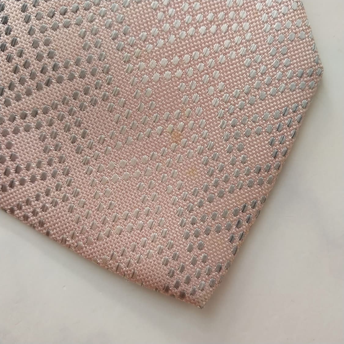 조르지오 아르마니 실크 핑크 자카드 넥타이 9.2cm A등급 k1916
 상품이미지6