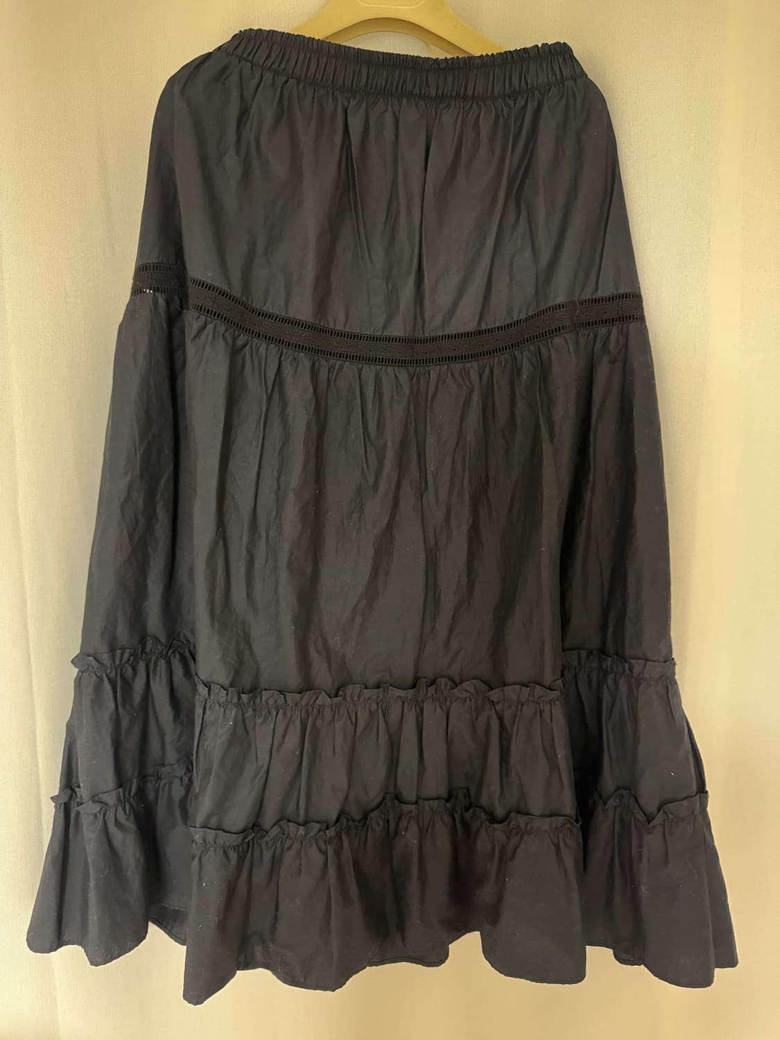 뉴얼린 퓨어레이스 프릴 롱 스커트 블랙 원가 83000원 상품이미지4