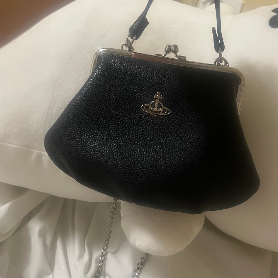 비비안웨스트우드 복조리백 상품이미지6