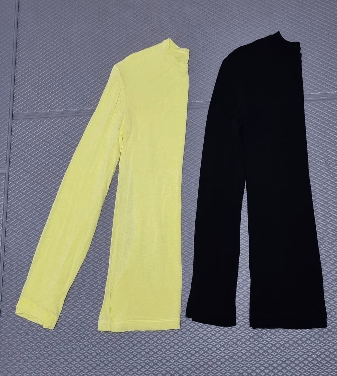 시스루 슬림핏 슬리브 티셔츠(노랑/검정) 상품이미지5