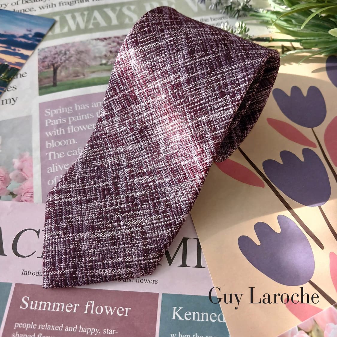 기라로쉬 퍼플 텍스처 패턴 슬림 넥타이 8cm A+등급 A18988
 상품이미지1