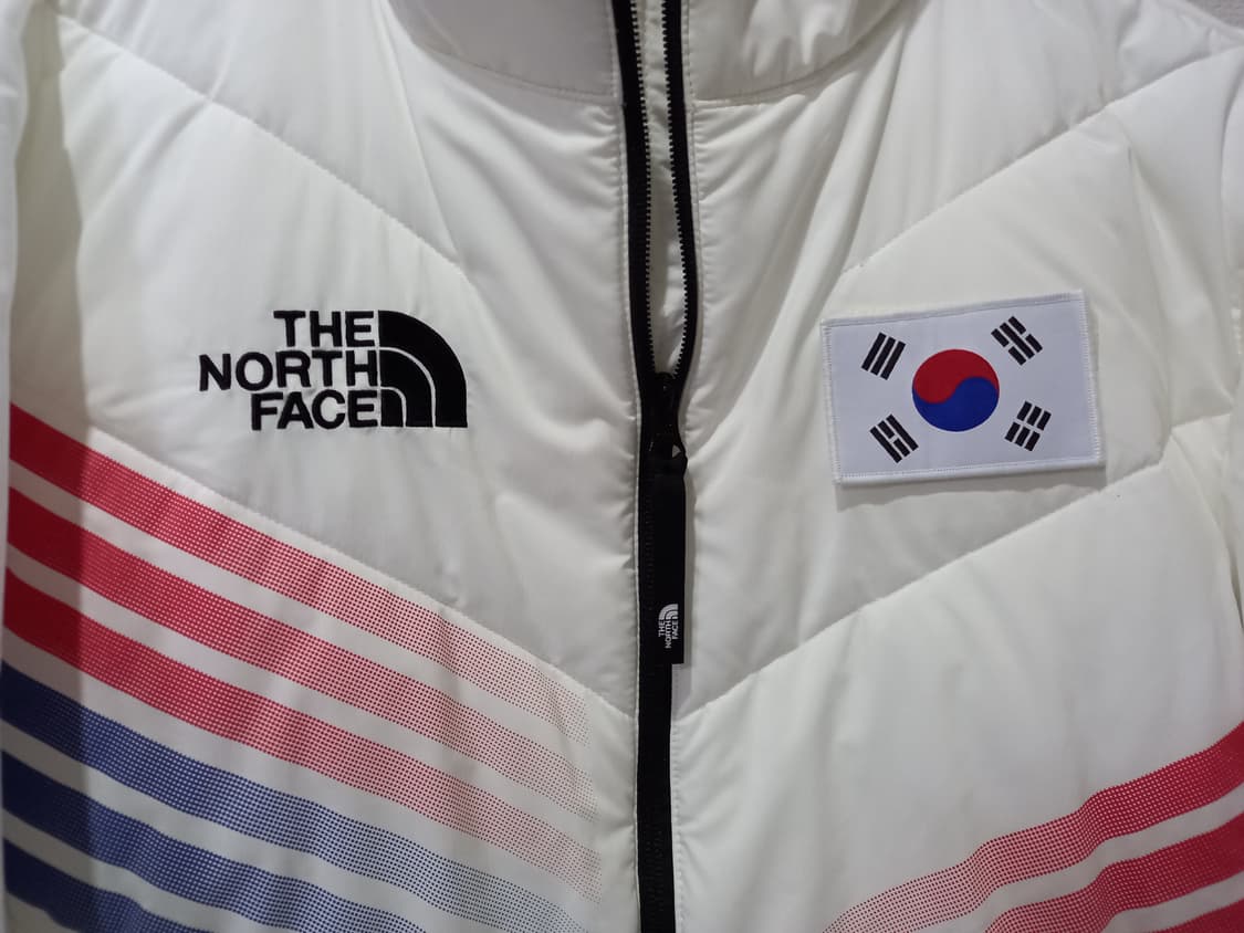 노스페이스 팀 코리아 국대 패딩 105/XL 상품이미지2